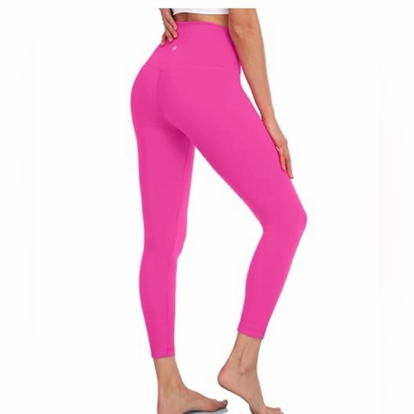HeyNuts Women's Pink Leggings - Picture 2 of 4